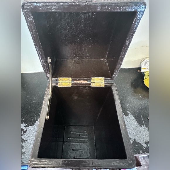 Vintage Wooden Leather Wine Carrier with Handle - Picture 5 of 10